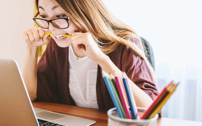 Understanding the Distinct Roles of Bookkeepers and Accountants in Business Finance 